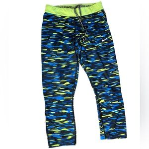 Nike Relay Dri Fit Running Crop Leggings Size Medium EUC